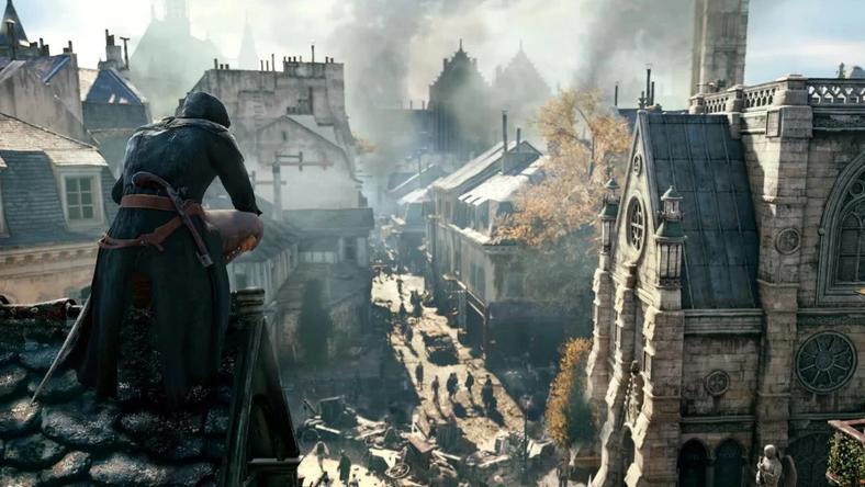 用游戏“实地”图解:巴黎圣母院着火造成了什么后果?